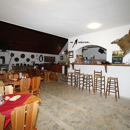 Hotel Rekreacni Areal Adamec Ledenice Exterior foto